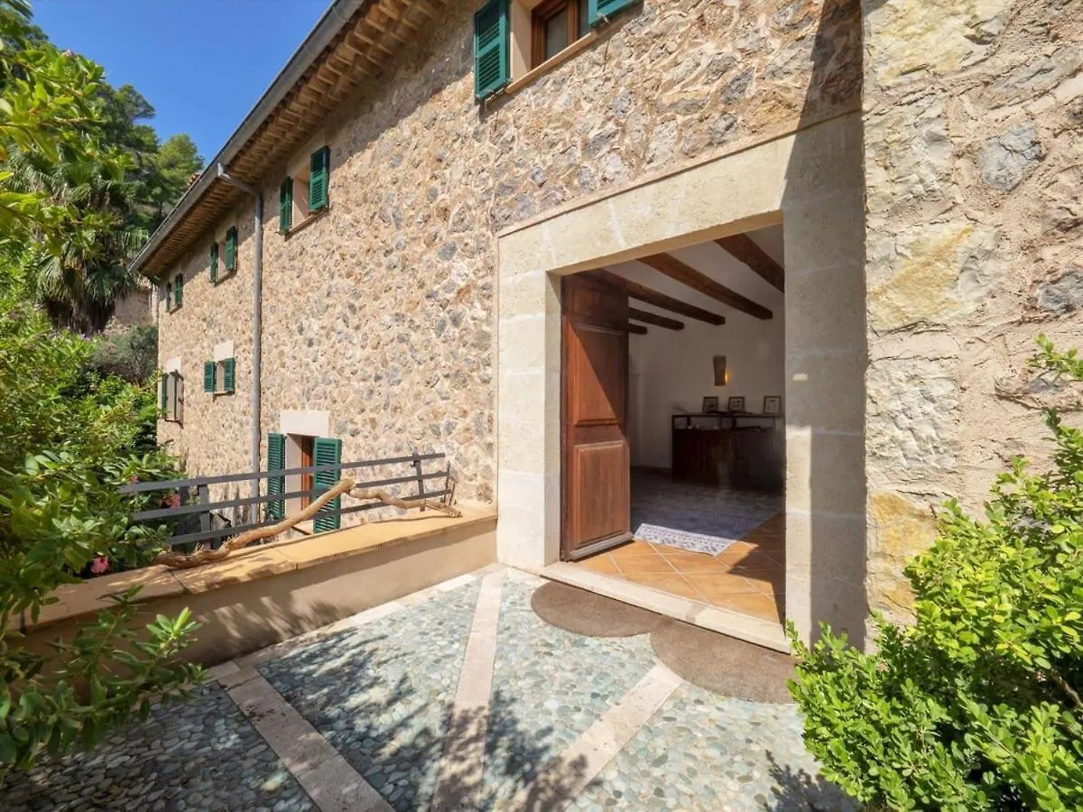 Villa Picassa With Sea View Deia Spain